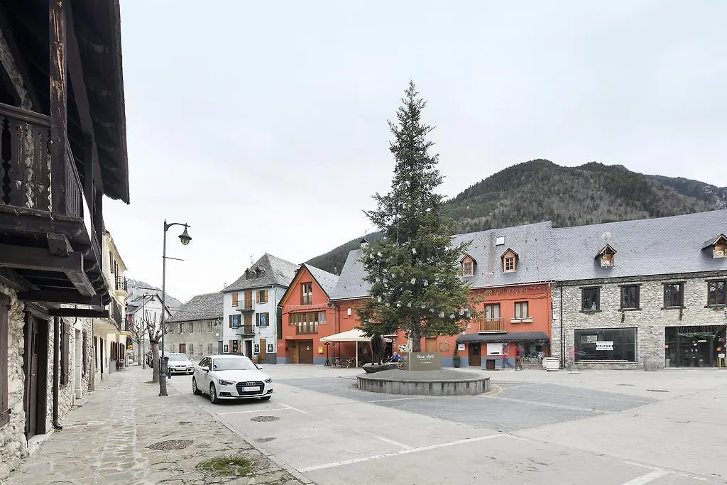 Arties Luxury Apartments Duplex Con Parking Y Guardaski En Ruda
